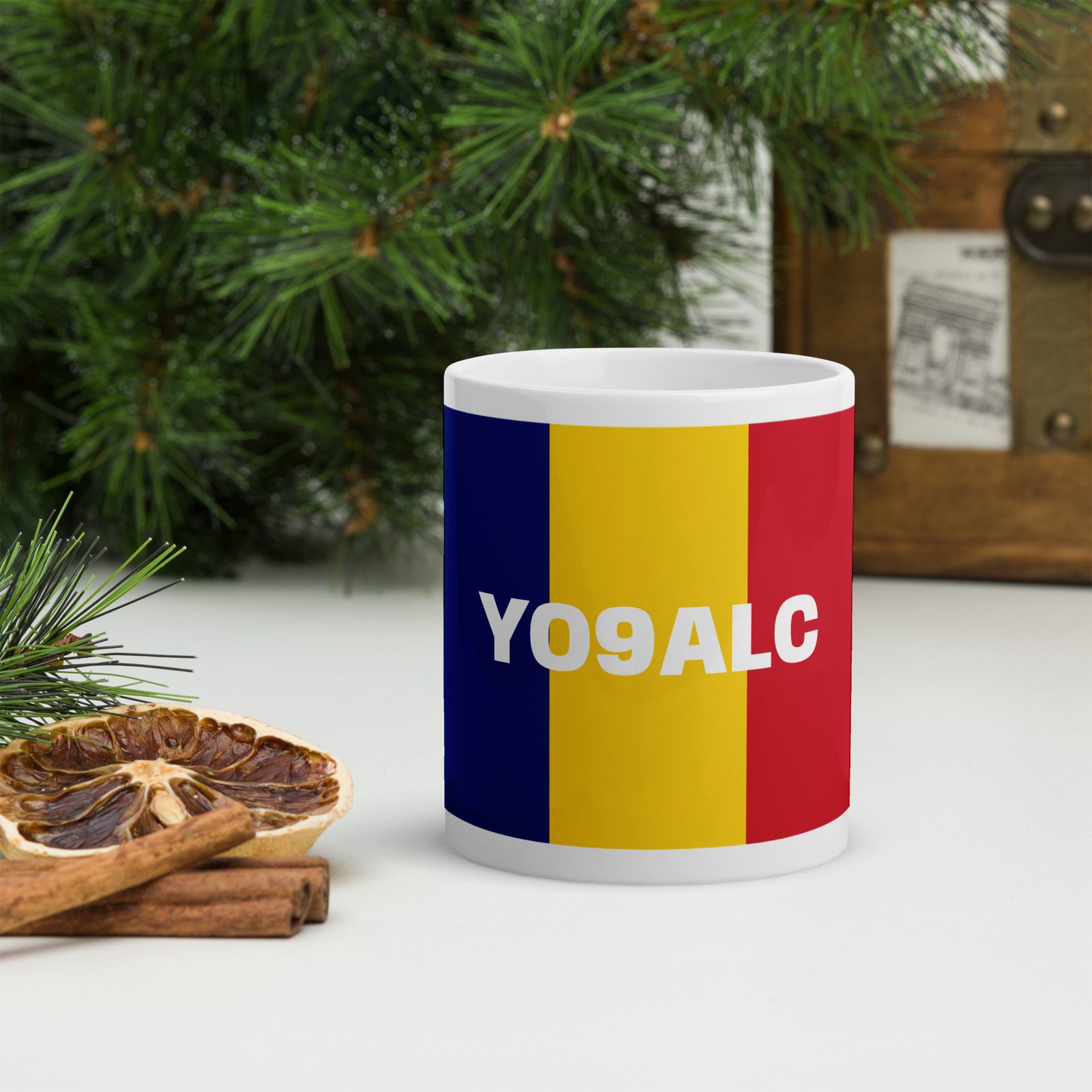 Cana Alba cu Drapelul Romaniei si Indicativ Radio Personalizabil