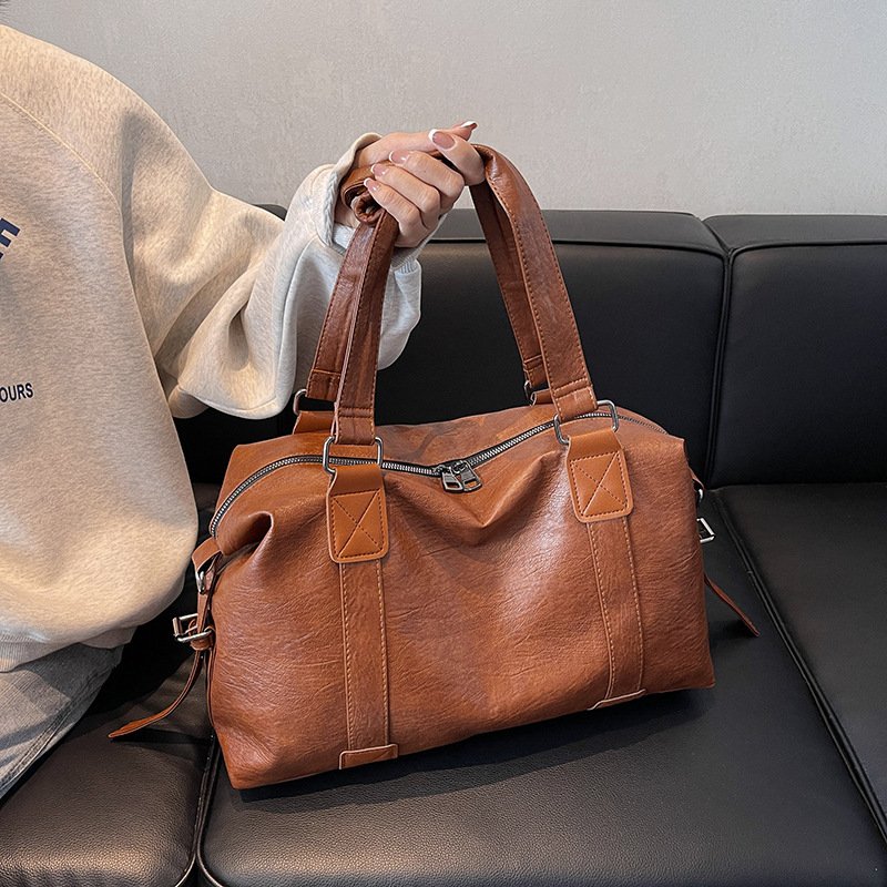 Geantă sport crossbody ușoară și de mare capacitate